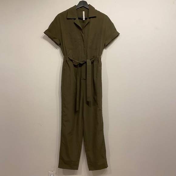Aritzia Ronnie Green Utility Jumpsuit - Picture 2 of 8